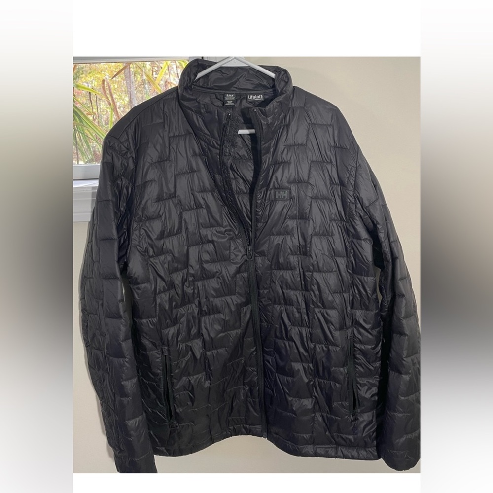 Men’s XL Helly Hansen Lifaloft insulator.